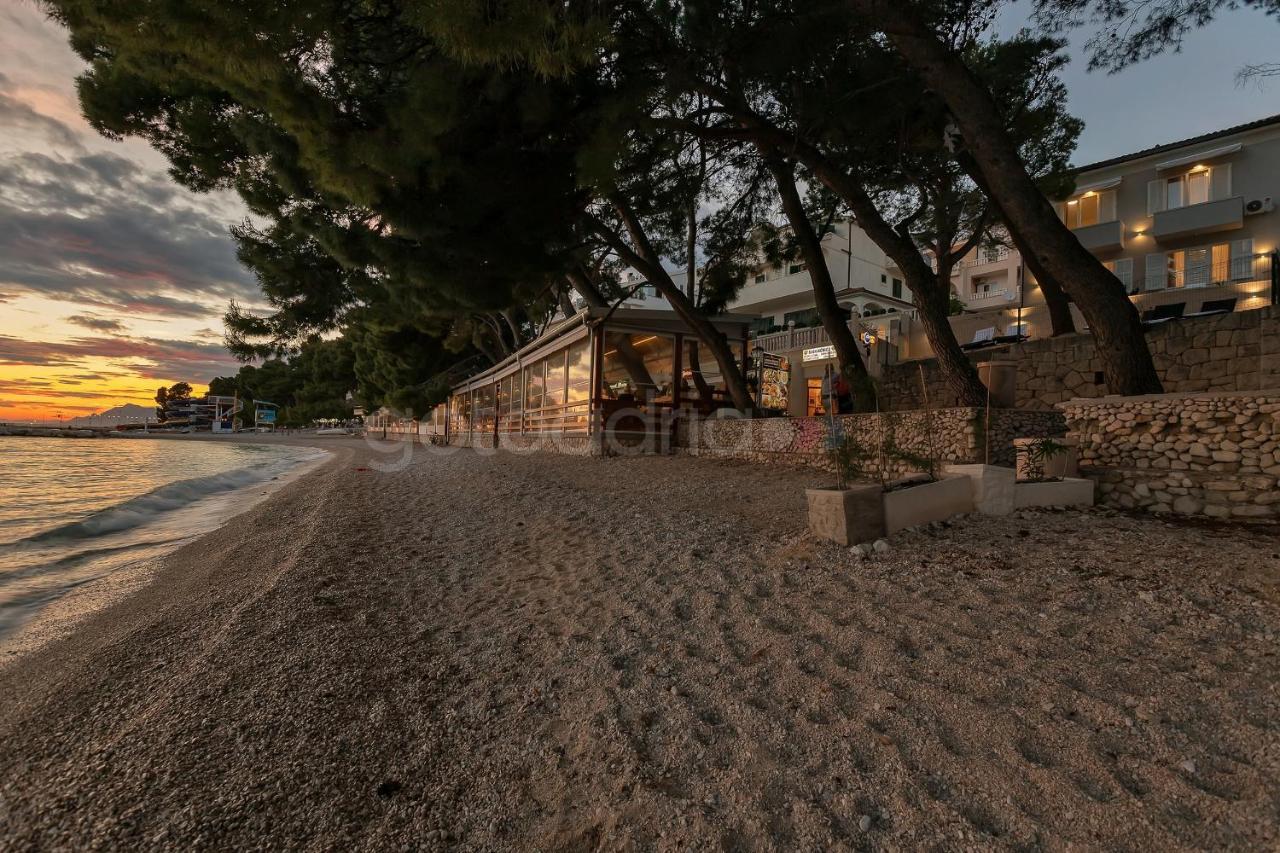Beachfront Deluxe B&B 马卡尔斯卡 外观 照片